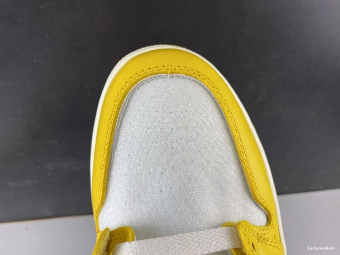 Reps LUCY White 1 Powder NRG Yellow-Cone AQ0818-149 Off-White Jordan x Air Dark 0806